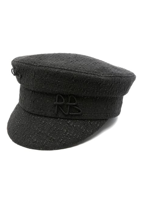 Cappello baker boy con monogramma in nero di Ruslan Baginskiy - donna